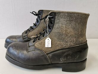 Paar Halbschuhe Filz/Leder aus der Zeit des 2.Weltkriegs, Sohlenlänge 28,5cm