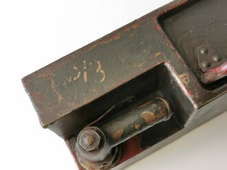 Reichswehr , Petroleumkasten zum MG08 08/15. Originallack, Verschluss gängig