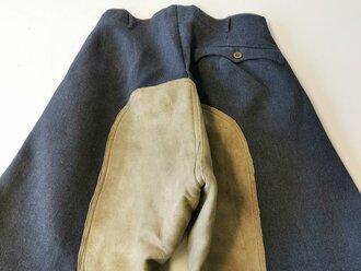 Luftwaffe, Stiefelhose für Offiziere in gutem Zustand, weicher Lederbesatz, Schneideretikett von 1943