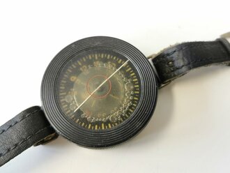 Luftwaffe Armkompass AK39 Bauart Kadlec, das Armband ist eine neuzeitliche Kopie