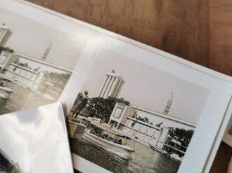 Raumbildalbum "Paris 1937" Bild Nummer 49 und 61 als neuzeitliche Kopie, sonst komplett, Einband abgegriffen