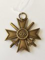 Kriegsverdienstkreuz 2.Klasse mit Schwertern, Hersteller "87" im Bandring  Roman Palme, Gablonz