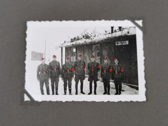 Reichsarbeitsdienst Fotoalbum mit Ärmelstreifen "W" ( Westwall ) für Offiziere. 146 Fotos, davon auch etliche vom weiblichen Arbeitsdienst