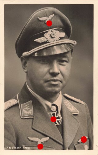 Hoffmann Fotopostkarte Ritterkreuzträger Hauptmann Hahn