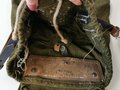 Rucksack für Artillerie Wehrmacht, selten mit beiden Riemen zum aufschnallen der Zeltbahn