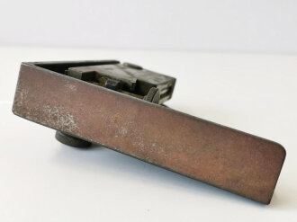 Winkelmesser 35 für Artillerie der Wehrmacht. Originallack, Behälter schließt nicht, wohl verbogen