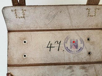 Rot Kreuz Tasche 2.Weltkrieg, im Deckel gestempelt