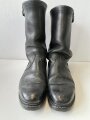 Bundeswehr, Paar Kampfstiefel M57, minimal getragenes Paar, Sohlenlänge 32,5cm