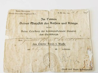 Urkundengruppe eines Frontkämpfers im 1.Weltkriegs, unter anderem zum "Kriegsehrenkreuz mit Schwertern" des Ehrenbund Deutscher Weltkriegsteilnehmer von 1931. Alle Urkunden in eher schlechtem Zustand