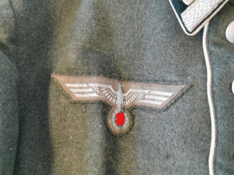 Heer, Waffenrock für einen Unteroffizier im Infanterie Regiment 75, die Effekten original vernäht. Kammerstück, guter Zustand