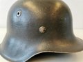 Heer, Stahlhelm M42. Originallack, das Innenfutter original aber sicherlich neuzeitlich in die Glocke verbaut . Glockengrösse 64