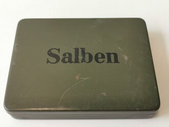 Blechschachtel mit Salben, gehört in den...