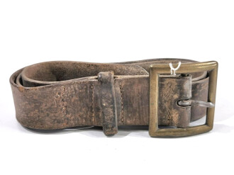 U.S. 1942 dated leather belt, total lenght 102cm, leather dry