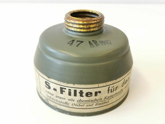 Luftschutz Gasmaskenfilter in sehr gutem Zustand