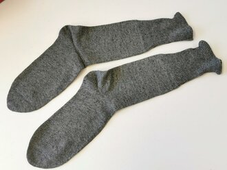 30 Paar feldgraue Socken aus der Zeit des 2.Weltkrieg