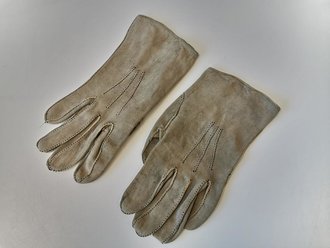 Paar Handschuhe für Offiziere aus Wildleder,...