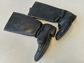 Paar Stiefel für Offiziere , getragenes Paar, Sohlenlänge 31cm