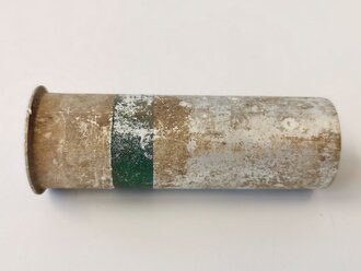 Abgeschossene Aluminiumhülse für die Signalpatrone "Einzelstern Grün" der Wehrmacht