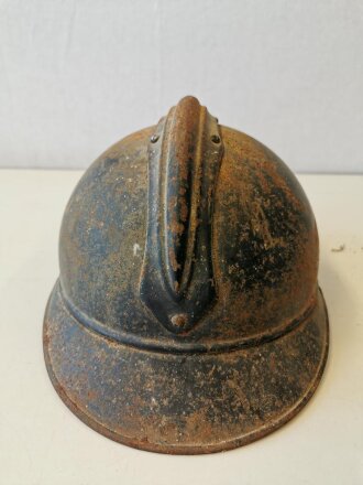 Frankreich 1.Weltkrieg, Stahlhelm Adrian für Infanterie, ungereinigter Fundzustand