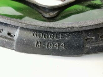 U.S. Model 1944 goggles. Used, good condition