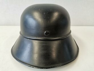 Stahlhelm Luftschutz, Originallack, guter Zustand, das Innenfutter aus Ersatzmaterial leicht defekt