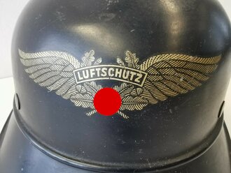 Stahlhelm Luftschutz, Originallack, guter Zustand, das Innenfutter aus Ersatzmaterial leicht defekt