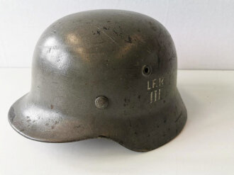 Dänemark, Stahlhelm Nachkrieg, ursprünglich ein deutscher M40, entsprechend umlackiert und weiterverwendet