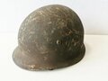 Bundeswehr , Stahlhelm alter Art für Fallschirmtruppen