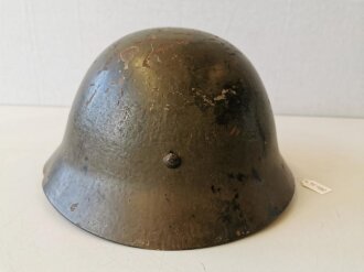 Japan Stahlhelm Originallack, höchstwahrscheinlich 2.Weltkrieg