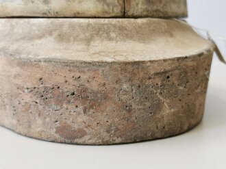 Lehre für Stahlhelme Kopfgrösse 57, wohl aus Herstellerbestand