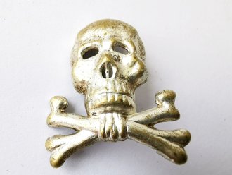 Heer Braunschweiger Traditions-Totenkopf für die Schirmmütze Infanterie-Regiment Nr. 17 und Kavallerie-Rgt. 13