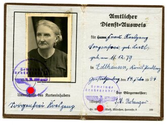 Amtlicher Dienstausweis , ausgestellt 1944 von der...