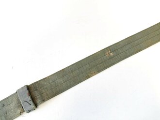 Paradefeldbinde Heer, getragenes Stück mit diversen Beschädigungen, Gesamtlänge 104cm