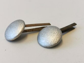 Paar Knöpfe für eine Mütze, Durchmesser je...