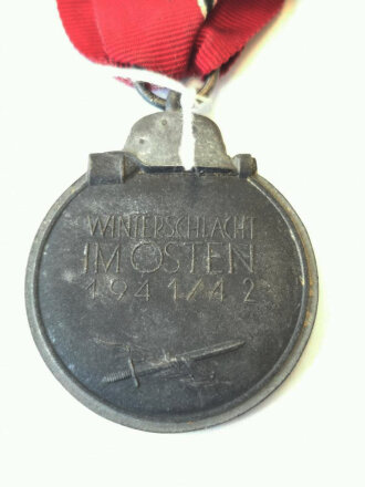 Medaille Winterschlacht im Osten, Hersteller 88 Werner Redo im Bandring