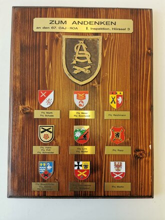 Bundeswehr , dekorative Wandtafel aus Holz " Zum Andenken an den 67 OAJ-ROA" Maße 30 x 40cm