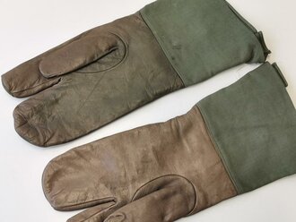 Paar Handschuhe für Kradmelder der Wehrmacht, leicht getragenes Paar, Größe 9