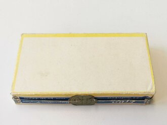 EFKA Zigarettenhüllen, 25 Briefchen, diese jeweils mit Steuerbanderole und Adler mit Hakenkreuz. In der originalen Umverpackung