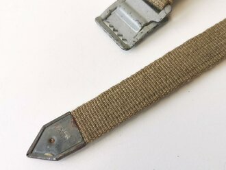 Riemen für den A-Rahmen der Wehrmacht aus Webmaterial. Gesamtlänge 60cm