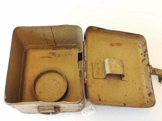 Transportkasten für Richtaufsatz 35 für Garantwerfer 34 der Wehrmacht. Originallack, ungereinigtes Stück