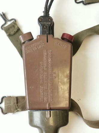 U.S. Korean and Vietnam war used headset, switchboard and plug, function not checked, used set