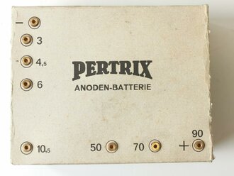 Pertrix Anoden- Batterie , Attrappe aus Resopal/ Pappe, gebraucht