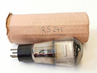 Telefunken Type RS 241, optisch einwandfreier Zustand, Funktion nicht geprüft, in der originalen Umverpackung