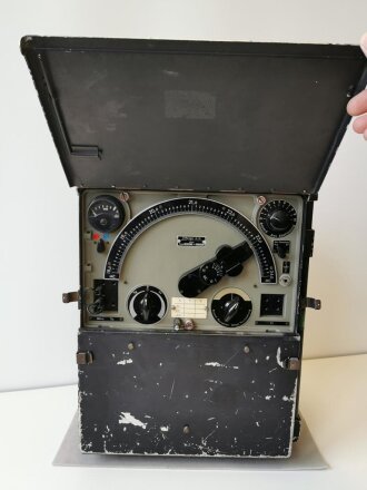Schweiz , Patrouillengerät Uster P 5 f der 40iger Jahre, eines von um die 500 produzierten Geräte, Funktion nicht geprüft.