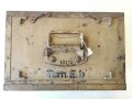 Tornister Empfänger Berta ( Torn.E.b) datiert 1944. Sandfarbener Originallack, Funktion nicht geprüft. Mit Deckel, dieser ebenfalls original lackiert