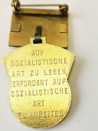 DDR Abzeichen Aktivist 5 Jahres Plan 1958