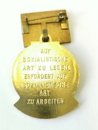 DDR Abzeichen Aktivist 7 Jahres Plan 1966