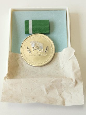 DDR Medaille für treue Dienste freiwilliger Helfer beim Schutz der Staatsgrenze der Deutschen Demokratischen Republik , 3. Stufe für 15 Jahre