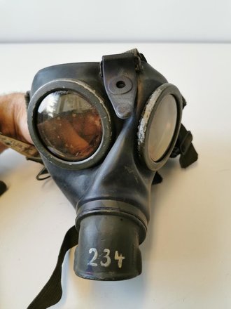 Gasmaske Wehrmacht datiert 1942 " Uffz.Rünger"