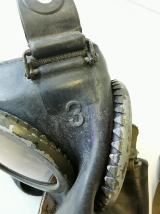 Gasmaske Wehrmacht datiert 1942 " Uffz.Rünger"